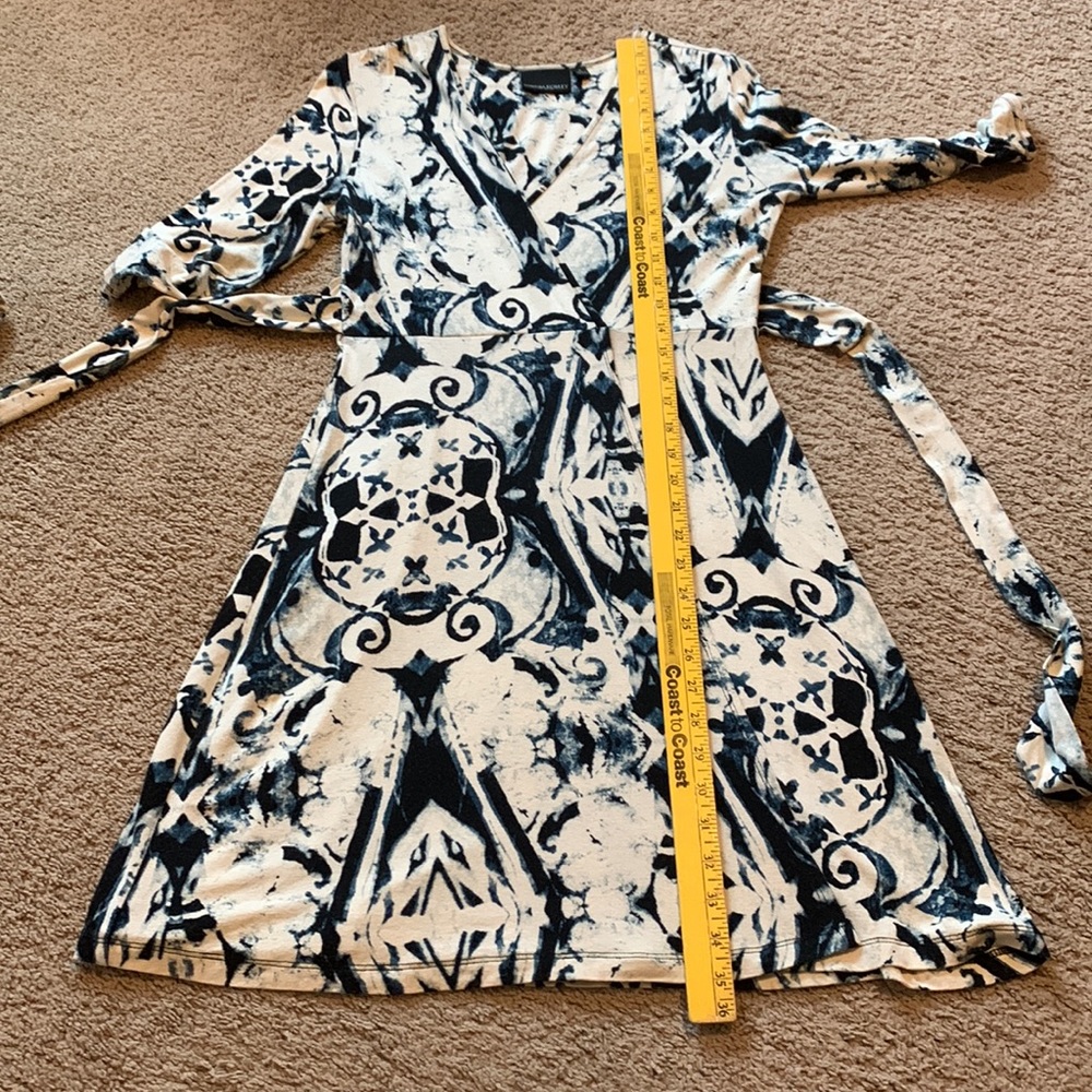 Cynthia Rowley wrap front belted print twirl Dress - Picture 10 of 14